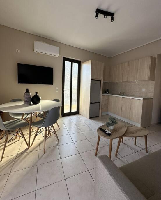 Minimalist Athenian Apartments N7 Exterior photo
